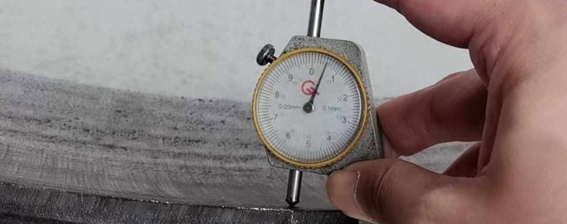 반구형 접시 머리 배치하기-안전모에 울지 않고 3 마이크로블로그 20250904194411